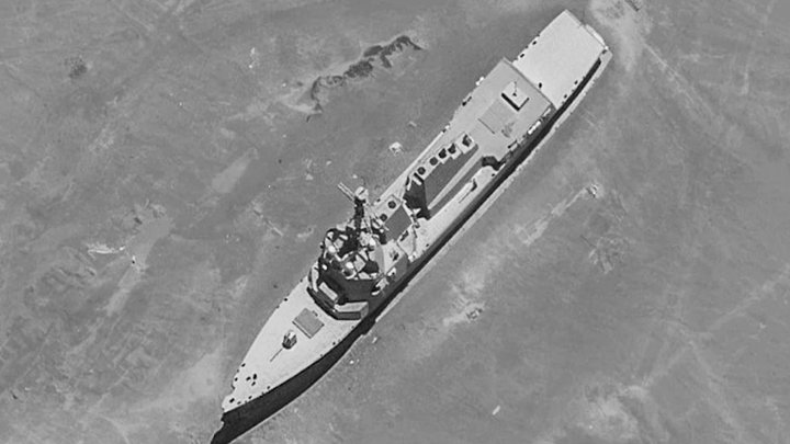 Морской бой в пустыне: Китай поставил корабли на рельсы, готовясь к войне с Тайванем