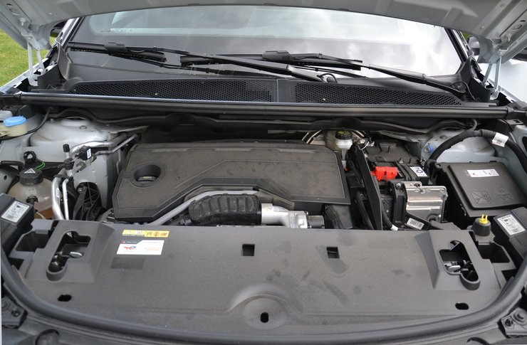 двигатель Peugeot 3008 1,2