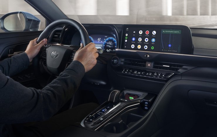 Салон Toyota Crown 2027