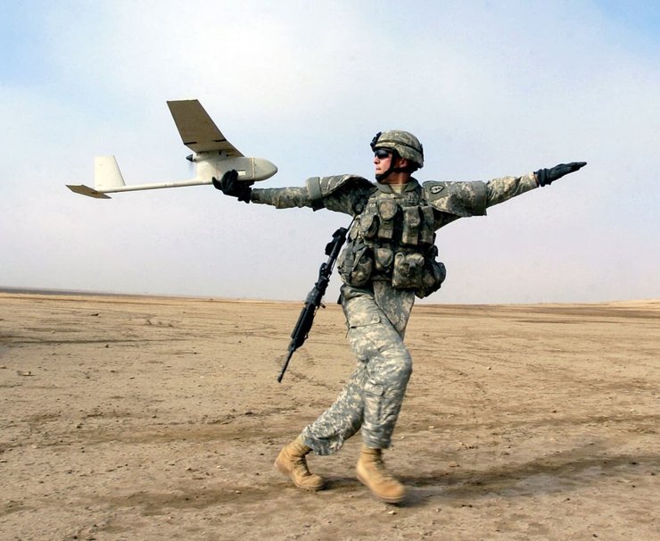 разведывательный БПЛА, дроны в армии