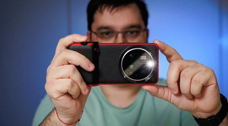 Xiaomi 15 Ultra з комплектом для фотозйомки