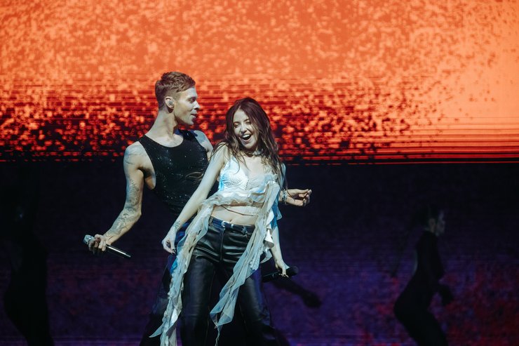 Макс Барських і DOROFEEVA заспівали разом фото