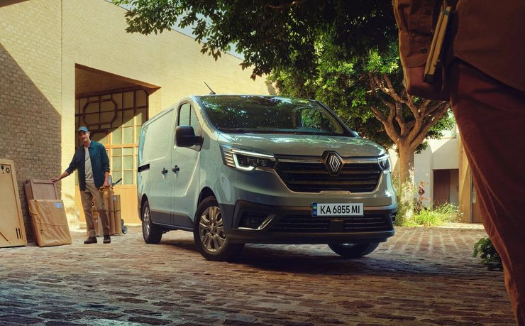 Рено Трафик