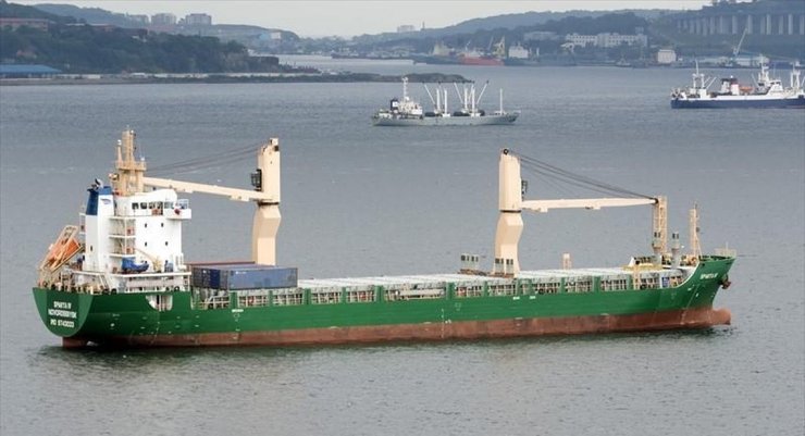 Российское судно SPARTA IV