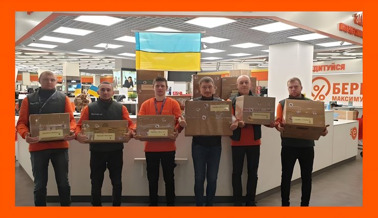 Львовские фокстротовцы-волонтеры подготовили посылки коллегам-защитникам