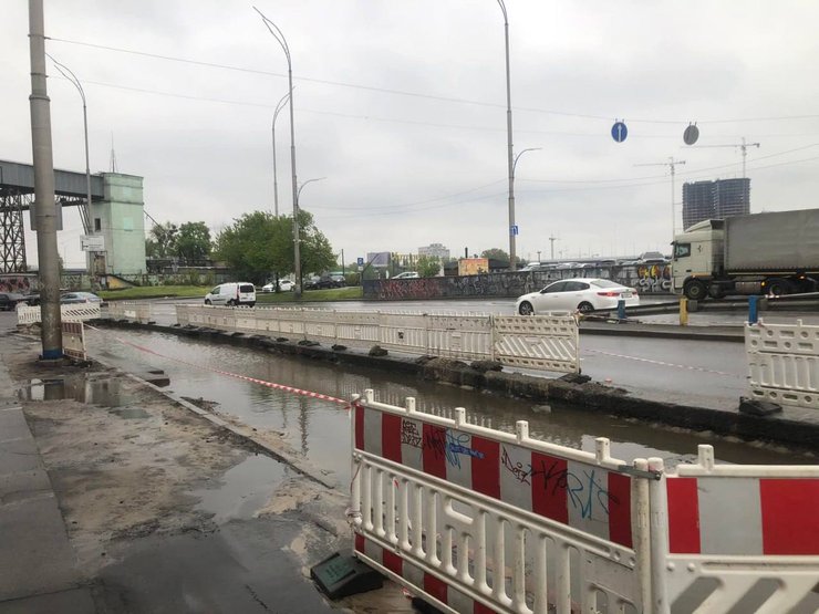 котлован, непогода, киев