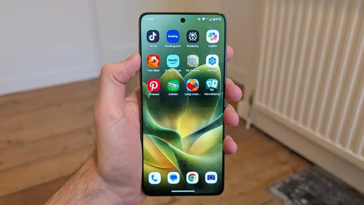 Дисплей Motorola Edge 70 Pro