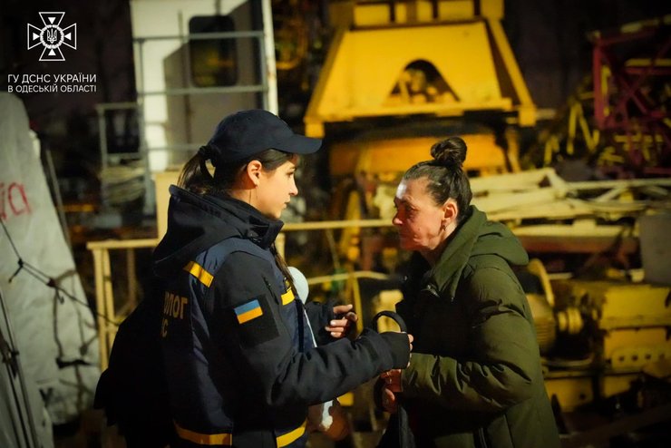 Одеса, війна, ДСНС, удар, пожежа, фото