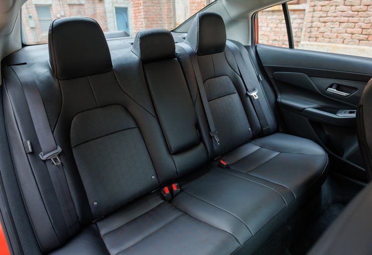 Салон Nissan Sentra