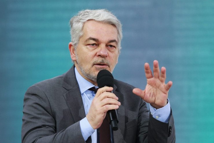 аналитик Карло Масала