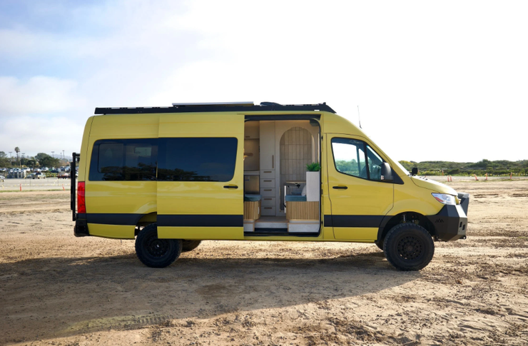 Mercedes Sprinter, Аббат Мінор, фургон, мікроавтобус, тюнінг, ремонт до та після, бюджетне житло