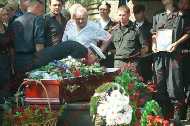 Иван Залужный