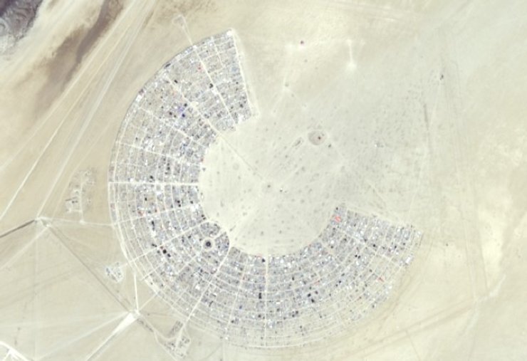 космос фестиваль пустеля