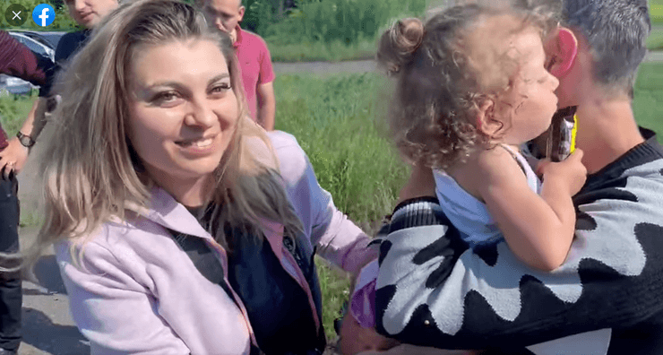 найденная девочка, родители, фото