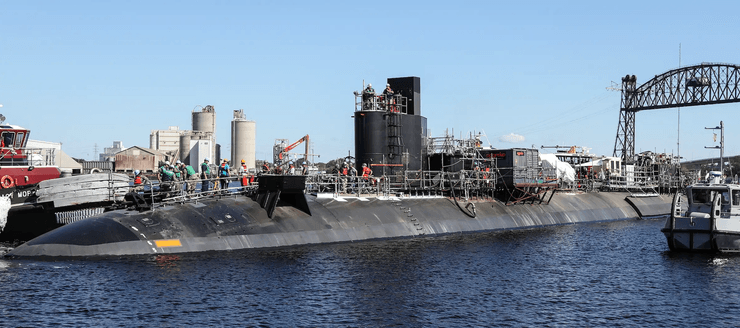 навчальний атомний човен