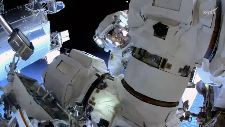 Астронавти NASA відремонтували головну "руку" МКС