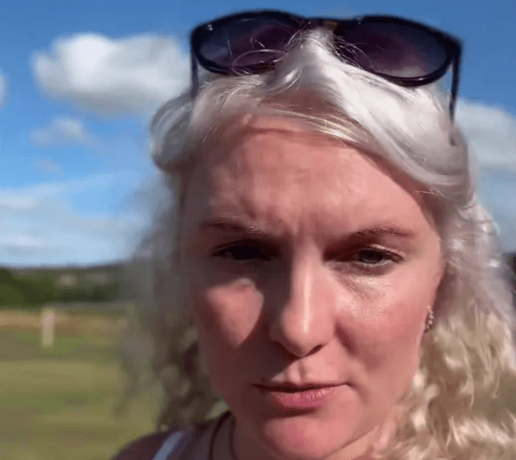 Джорджетт Ґріффітс, британка