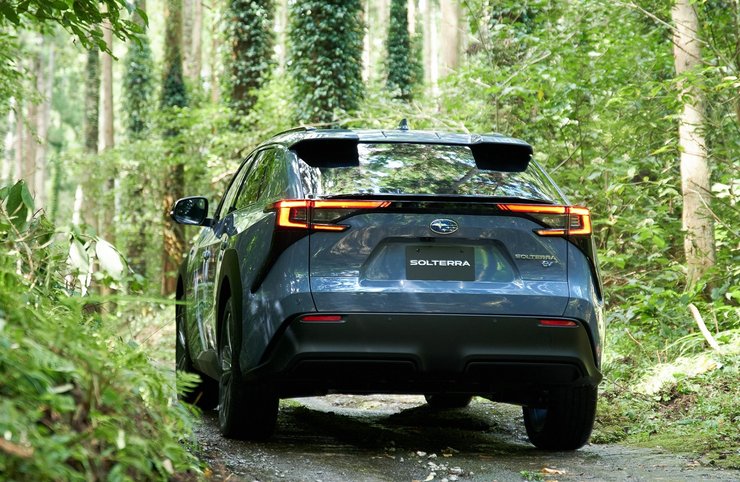 Subaru Solterra 2022, новый Subaru Solterra, электромобиль Subaru Solterra, кроссовер Subaru Solterra