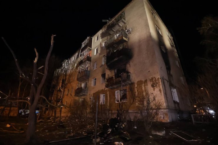 Ночная атака дронов, ночная атака БПЛА, ночная атака беспилотников, ночная атака, ночной удар, ночной обстрел, взрывы, удар Харьков, атака Харьков, пожар Харьков, прилет Харьков, Новобаварский район, Харьков