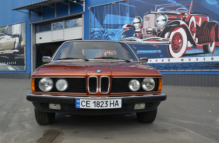 БМВ 7 Е23