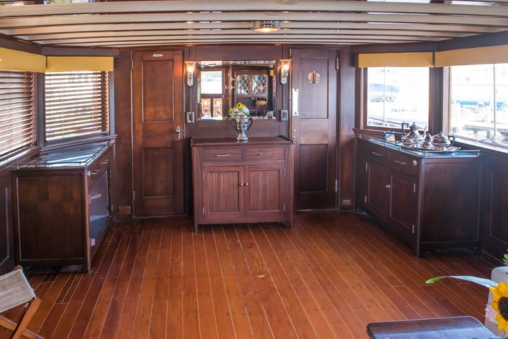 яхта, 1947 рік