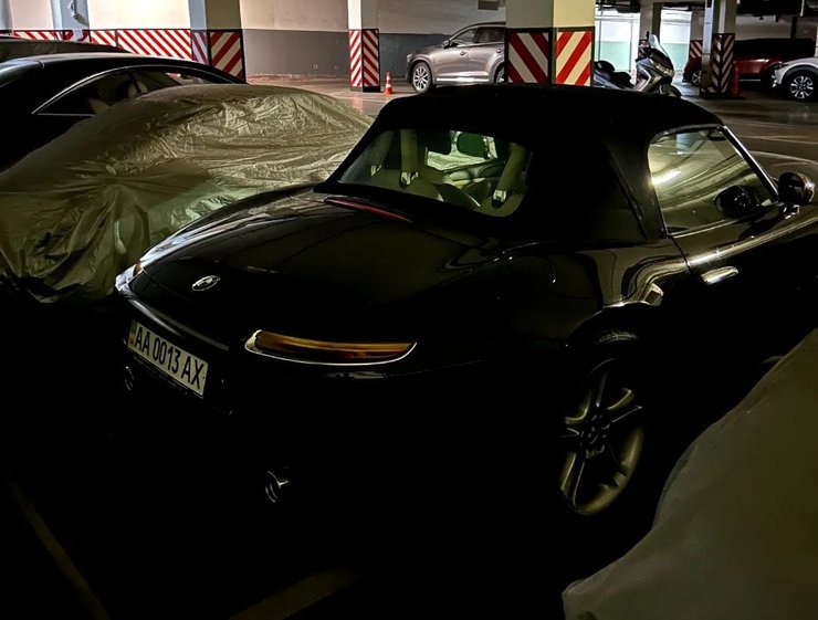 BMW Z8, BMW Z8 1999, спорткар BMW, авто Джеймса Бонда, Джеймс Бонд