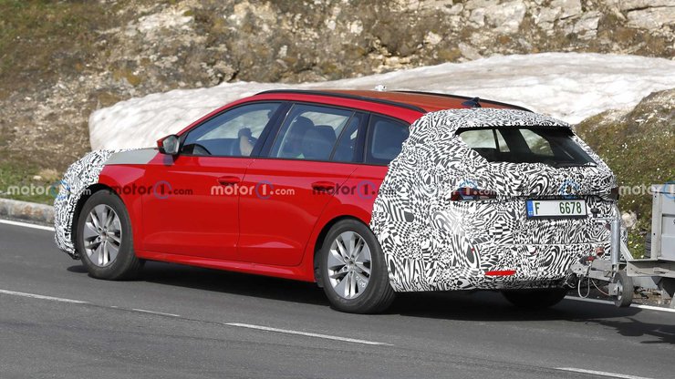 Skoda Octavia, новая Skoda Octavia, Skoda Octavia 2023, фото Skoda Octavia, гибрид Skoda Octavia, Skoda Octavia RS