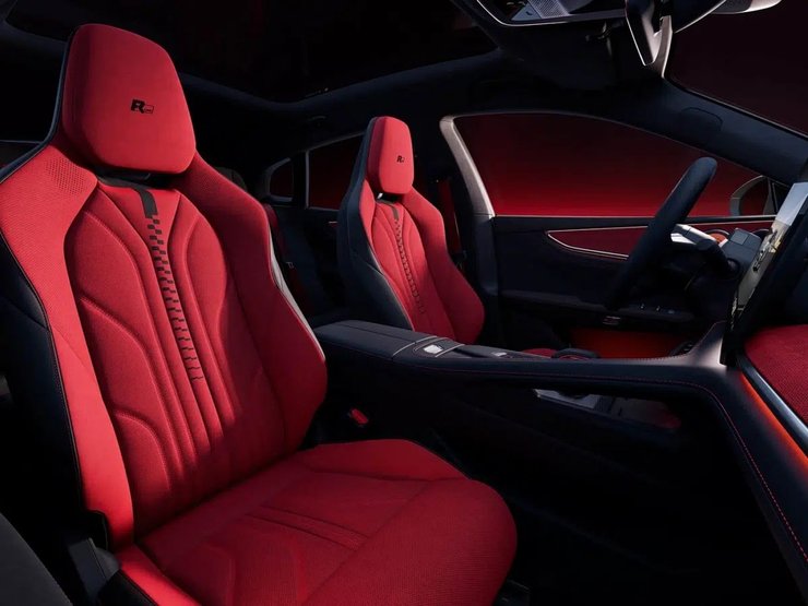 салон Zeekr 001 Anniversary