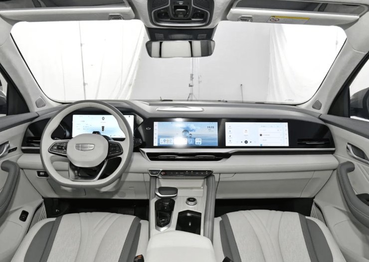 Geely Xingyue L Thor Hi·F HEV