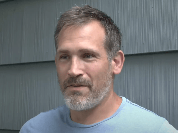 Будинок на чужій ділянці, ділянка, чужа земля, земельний спір, новобудова, махінації із землею, продали чужу ділянку