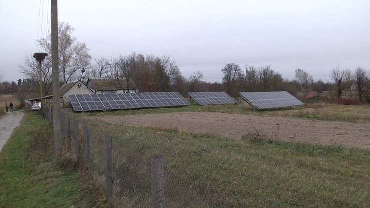 Солнечная электростанция, солнечные панели, фото