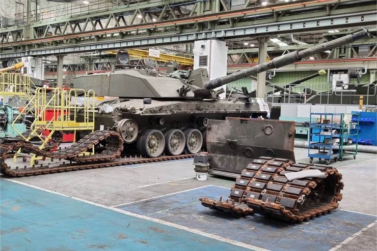 британські танки на модернізації