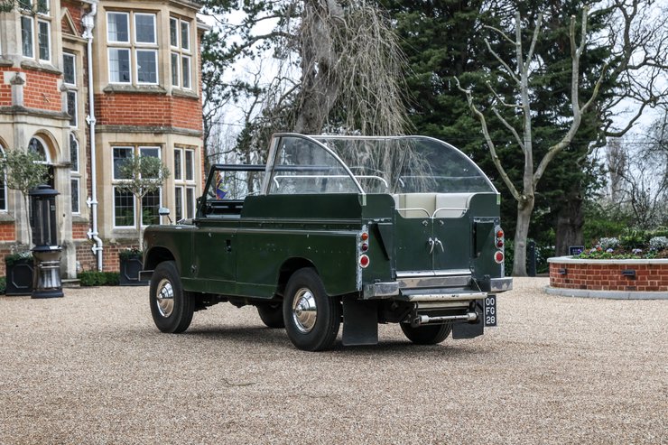 Land Rover 1968, Land Rover Series II, авто Єлизавети ІІ, королева Єлизавета ІІ