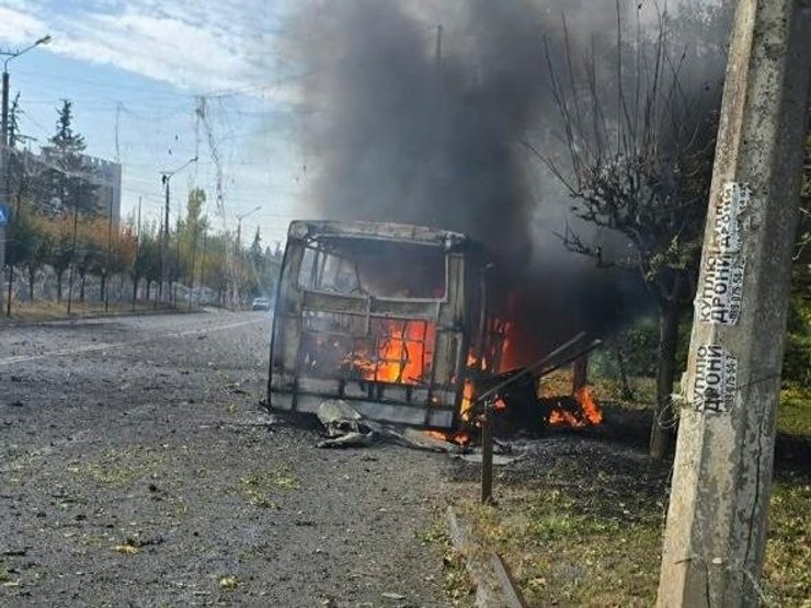Напад на автобус у Краматорську — загинули 12 осіб