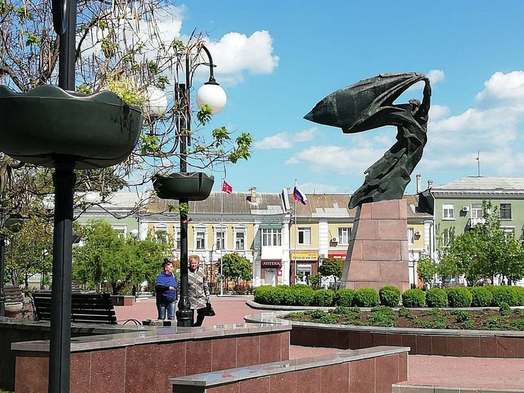 Бердянск, ситуация в Бердянске, цены в Бердянске, рубль в Бердянске, курортный сезон в Бердянске, отдых в Бердянске, санатории в Бердянске, россияне в Бердянске, оккупация Бердянска, новости Бердянска, как живет Бердянск в оккупации, оккупированный Бердянск, Бердянск Россия