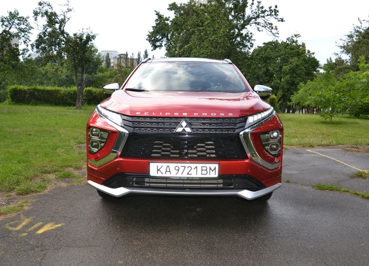 новий Mitsubishi Eclipse Cross, Mitsubishi Eclipse Cross, кросовер Mitsubishi Eclipse, кросовер Mitsubishi