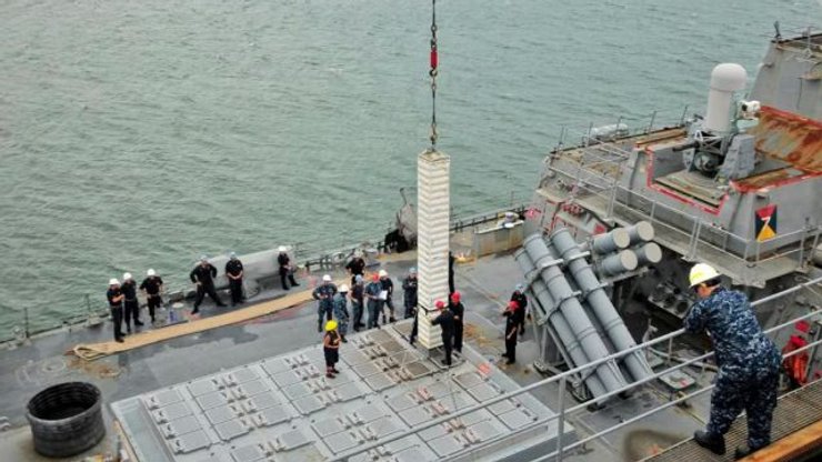 эсминецUSS Zumwalt