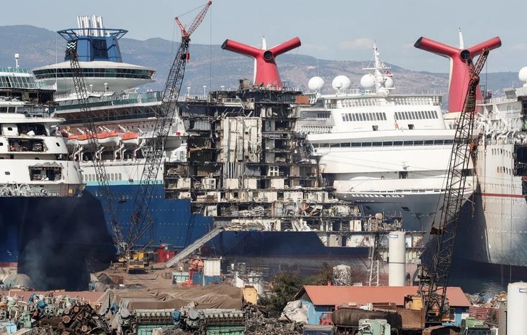 утилизация круизных лайнеров