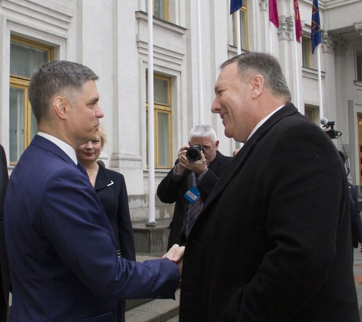 Майк Помпео, Вадим Пристайко 