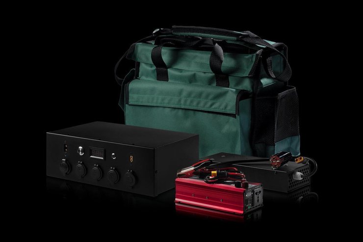 Модель C, зарядна станція Модель C, зарядна станція, зарядна станція для військових, портативний зарядний пристрій, зарядна міні-станція