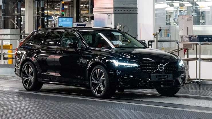 Volvo V90