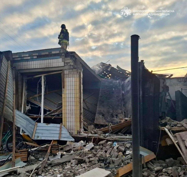 Зруйнована будівля