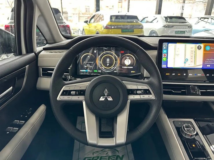 салон міцубіші ейртрек, Mitsubishi Airtrek, новий Mitsubishi Airtrek, електромобіль Mitsubishi, кросовер Mitsubishi