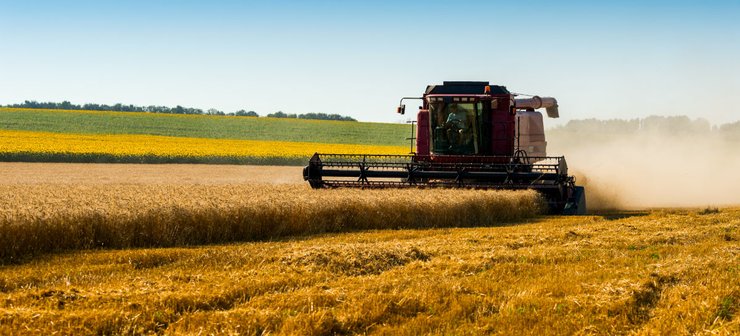 Украина - страна с огромным потенциалом, и будущее ее связано не только с сырьем, но и с переработкой, считает министр экономики Юлия Свириденко