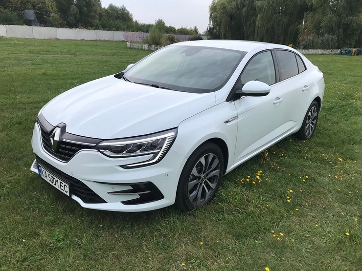екстер'єр Renault Megane 2021 седан, зовнішність Рено Меган 4 седан