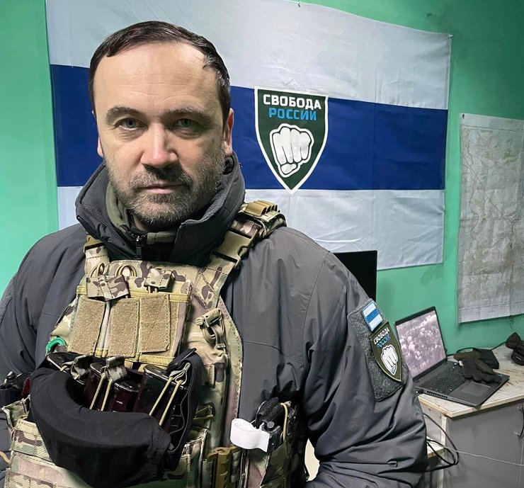 Ілля Пономарьов, фото