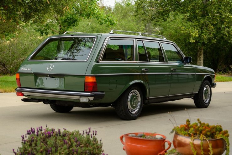 универсал Mercedes W123