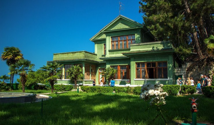 дача сталіна, піцунда дача сталіна