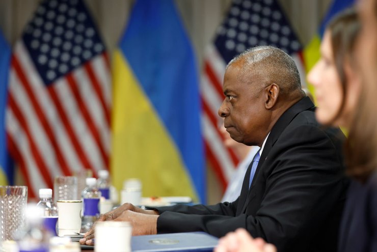 Ллойд Остин, Пентагон, коли закінчиться війна з росією, брак ресурсів для війни, переговори з росією, на яких умовах почнуться переговори з Росією, причини закінчення війни, мирні переговори, як Росія залежить від Китаю