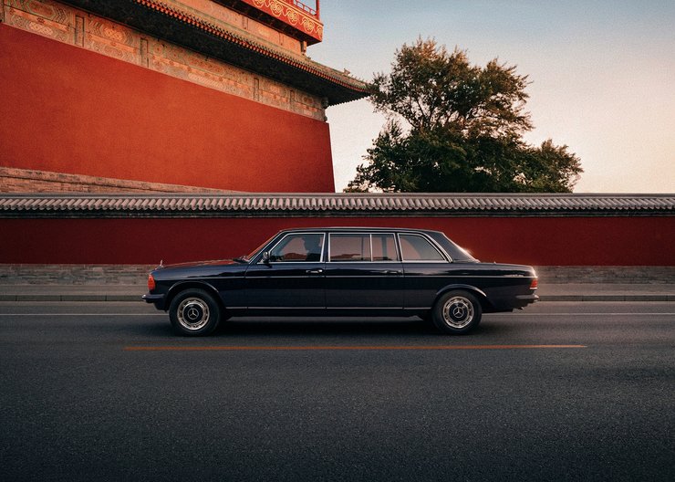 лимузин Mercedes W123